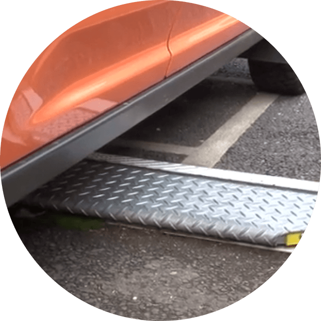 フラップが下がり
出庫完了